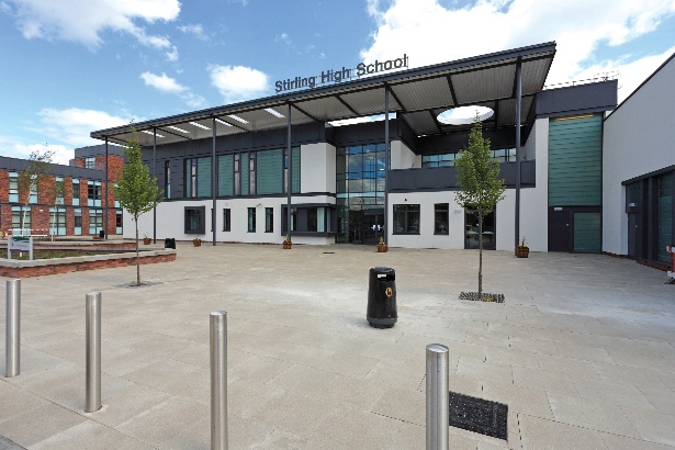 At Stirling High School, completed in 2008, JM Architects specified Sika Sarnafil’s single-ply roofing membrane.