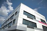 Winifred Holtby & Tweendykes school in Hull, where HKS Architects specified Trimo’s QbissOne unitised facade.