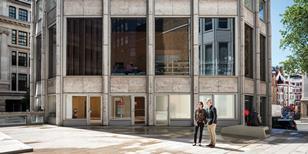 The Smithsons’ Economist Plaza