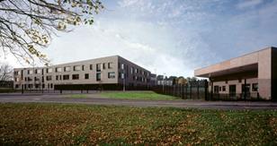 Christ’s College addresses DSDHA’s earlier Pond Meadow school across a new road that runs through the site.